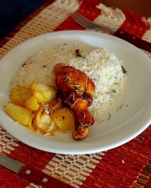 Easy one-pot chicken and rice dinner on a plate